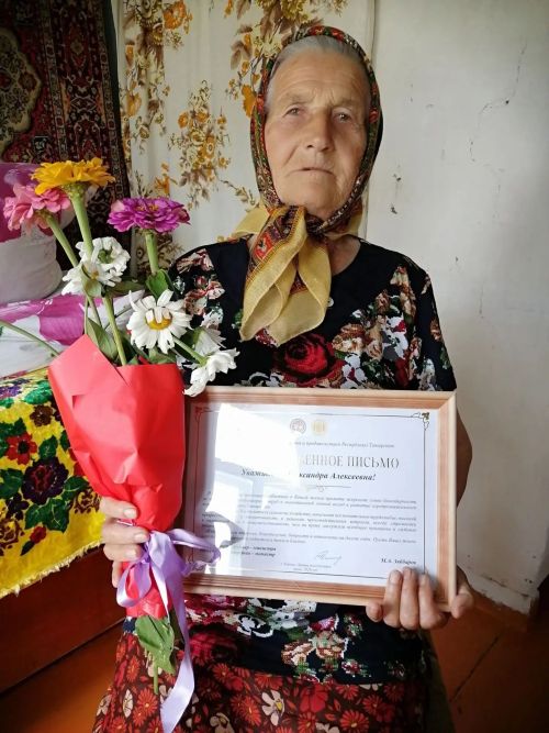Жительницу Каргалы поздравили с 85-летием