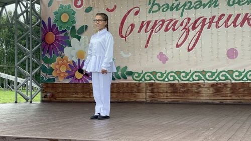 В парке отдыха «Дубрава» прошла ежегодная благотворительная акция «Помоги собраться в школу»