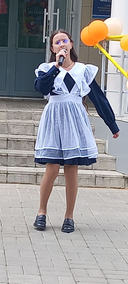 Иске Тәрбит урта мәктәбендә Белем бәйрәме тантаналы рәвештә узды