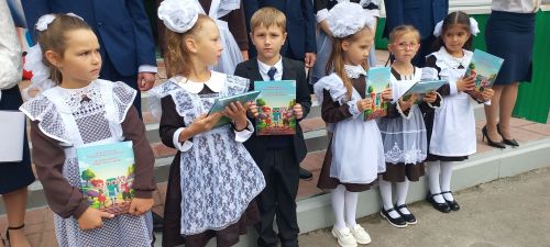 В добрый путь! Кулангинская школа встретила новый учебный год