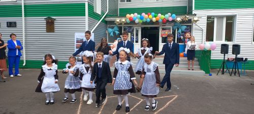 В добрый путь! Кулангинская школа встретила новый учебный год