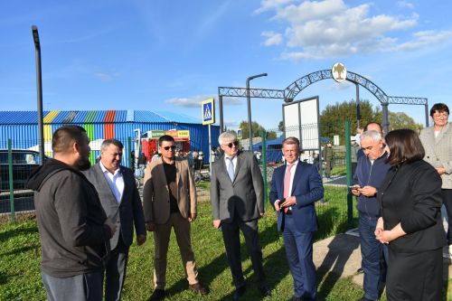 В обновленном парке Больших Кайбиц прошел фестиваль труда и доблести