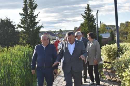 В обновленном парке Больших Кайбиц прошел фестиваль труда и доблести