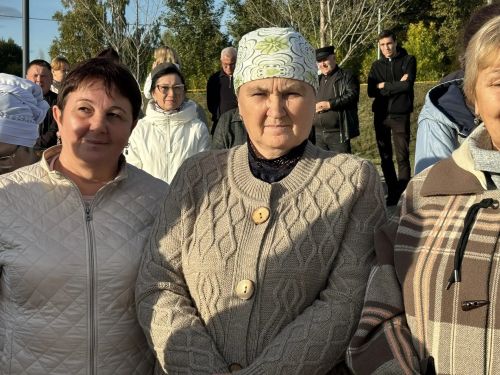 В обновленном парке Больших Кайбиц прошел фестиваль труда и доблести