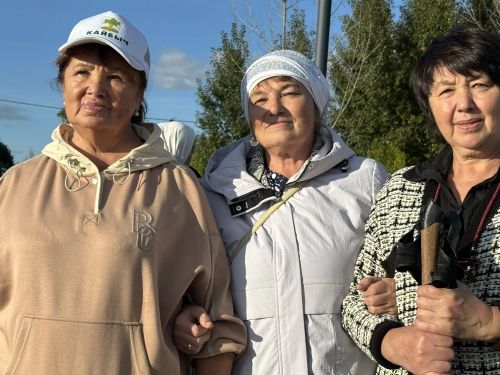 В обновленном парке Больших Кайбиц прошел фестиваль труда и доблести