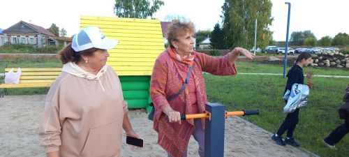 В обновленном парке Больших Кайбиц прошел фестиваль труда и доблести