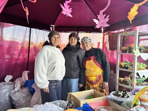 С любовью из Кайбиц: Большекайбицкая школа представила свою продукцию на ярмарке в Казани