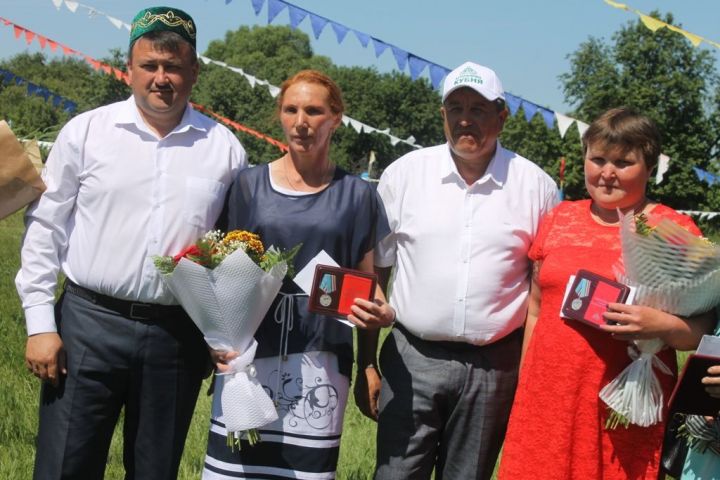 Доярки хозесановской фермы лидеры по надоям молока в Кайбицком районе