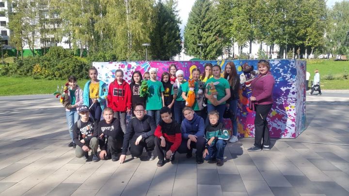 На фестивале «КуКол-Бум» юные кукольники из Кайбиц представили новый спектакль