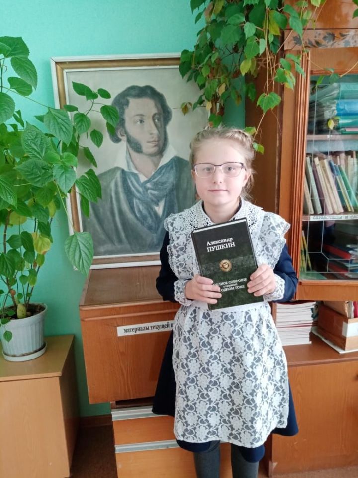 Сказка Пушкина принесла победу ученице Большеподберезинской школы