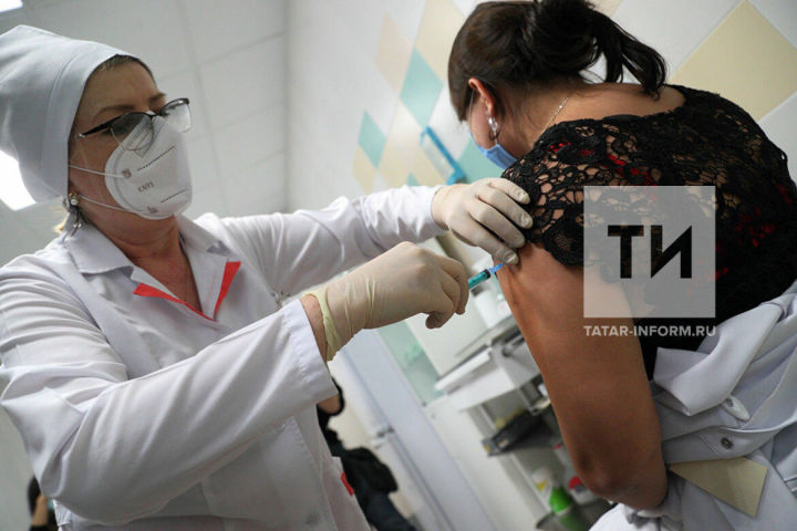 Обязательная вакцинация в Татарстане может продлиться до весны 2022 года