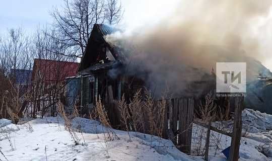 В Татарстане на пожаре нашли обгоревшее тело женщины в заброшенном доме