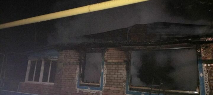 В Татарстане при ночном пожаре погибли мужчина и женщина