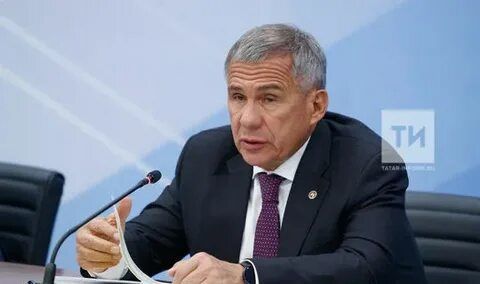 Президент РТ  предложил усилить воспитательную роль школ после трагедии в Казани