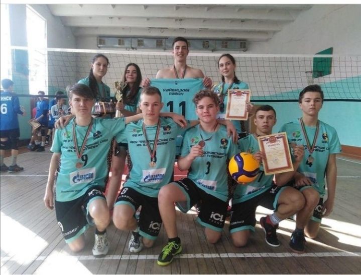 Волейболисты из Федоровского защитили честь района