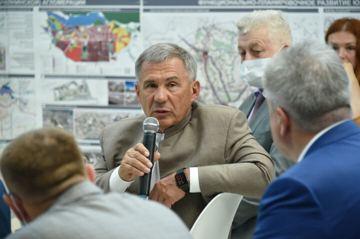 Президент РТ: «Между Казанью и близлежащими районами нужно создавать мощные промзоны»
