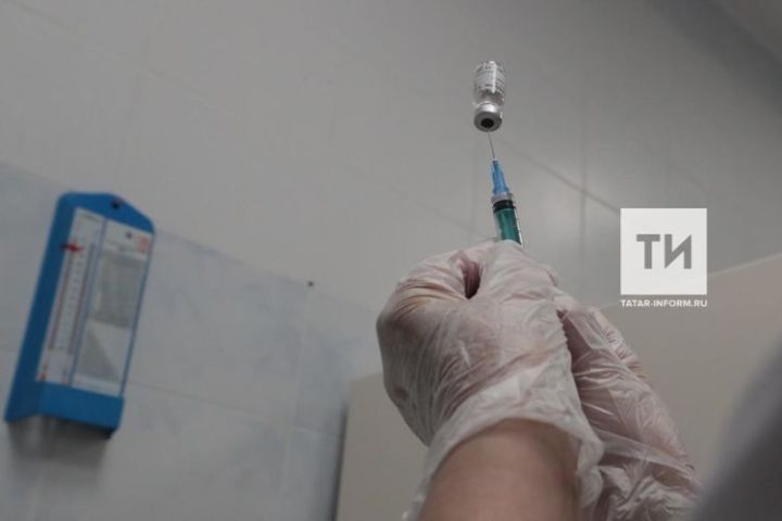 В Татарстане врачам будут платить по 200 рублей за каждого вакцинированного