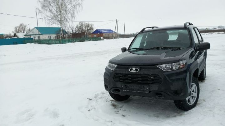 Двум сельским поселениям Кайбицкого района вручили ключи от новых автомобилей