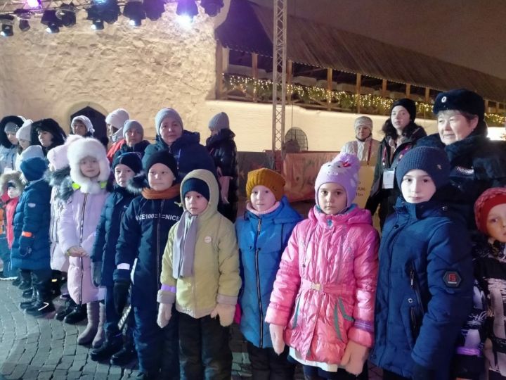 Дети мобилизованных Кайбицкого района побывали на Кремлевской новогодней ёлке