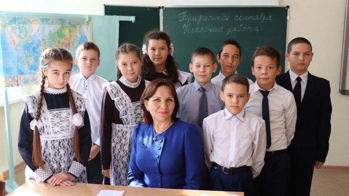 В Татарстане по программе «Земский учитель» педагоги получат 1 млн рублей