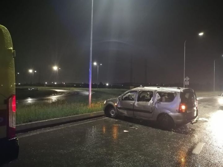 В Татарстане водитель отвлекся на телефон и погиб в ДТП