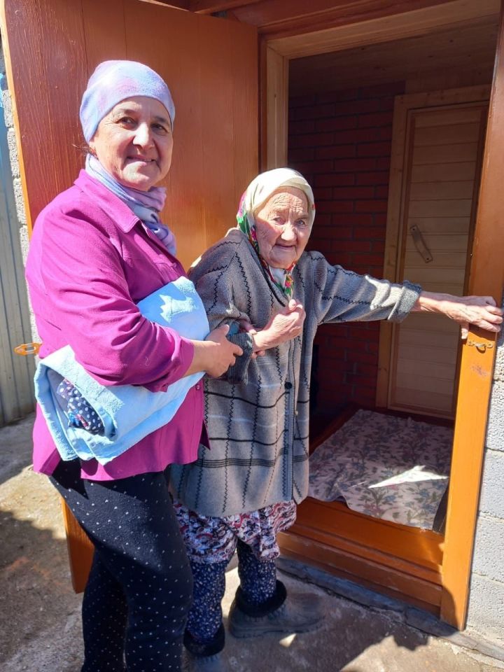 Под опекой кайбицких соцработников находятся сто пожилых жителей