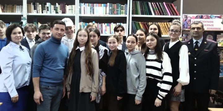 В Больших Кайбицах состоялась с молодежью