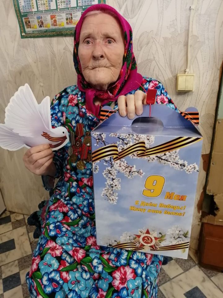 Ко Дню Победы 92 жителя Кайбицкого района получили подарки от Раиса Республики Татарстан