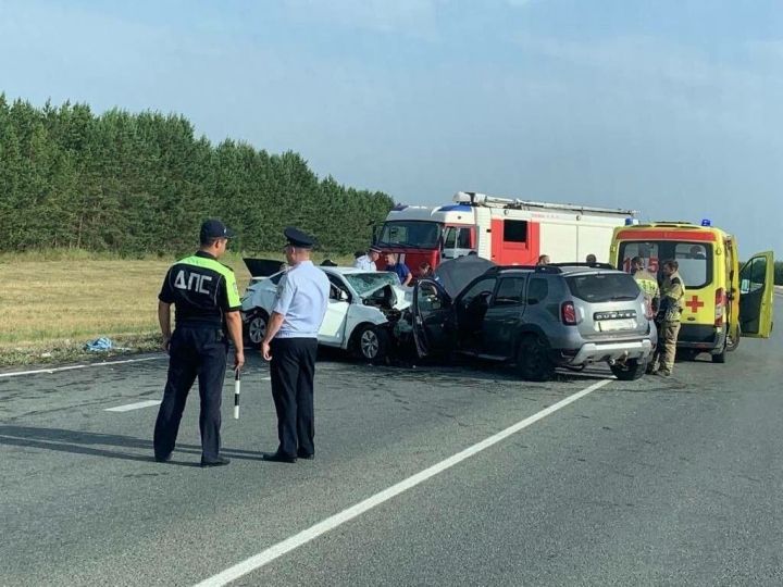 В ДТП на трассе под Челнами пострадали четыре человека