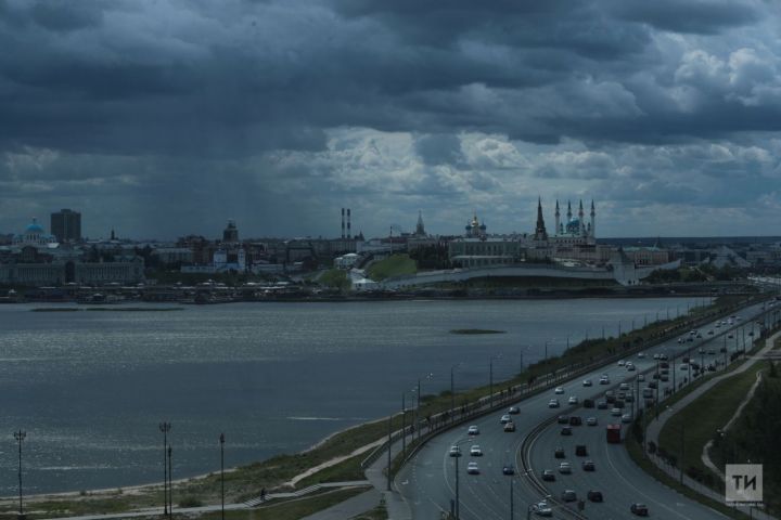 В МЧС предупредили об опасности сильного ливня, града и шквалистого ветра в Татарстане