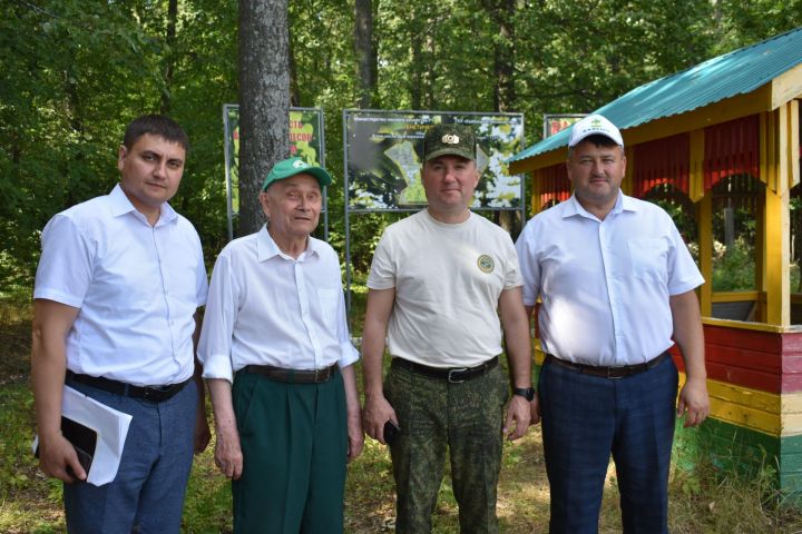 В Кайбицком лесничесте состоялся зональный семинар-совещание по вопросам защиты лесов от непарного шелкопряда