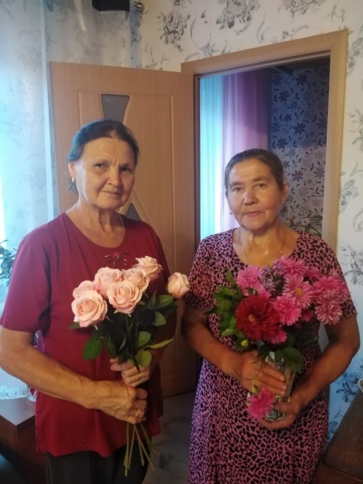 Совет ветеранов Хозесановского поселения поздравил жительницу села Марию Макарову с памятной датой