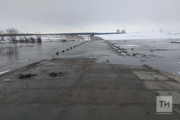 В Татарстане остаются затопленными четыре моста