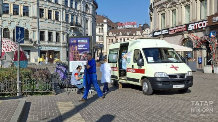 В Казани у станций метро заработали пункты вакцинации от гриппа