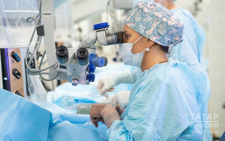 В Челнах врачи провели кесарево сечение у роженицы с металлоконструкцией в позвоночнике