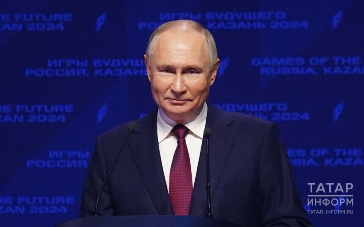 Путин направил поздравление Минниханову по случаю Дня России