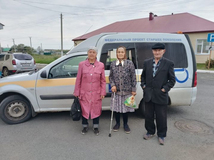 В Кайбицком районе организована доставка лиц старше 65 лет в центральную больницу по проекту «Старшее поколение» национального проекта «Демография