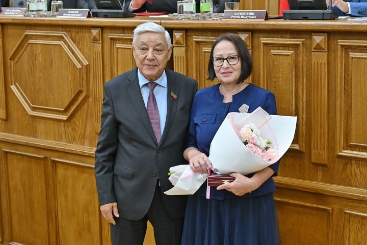 Работники Кайбицкого мирового суда удостоились государственных наград