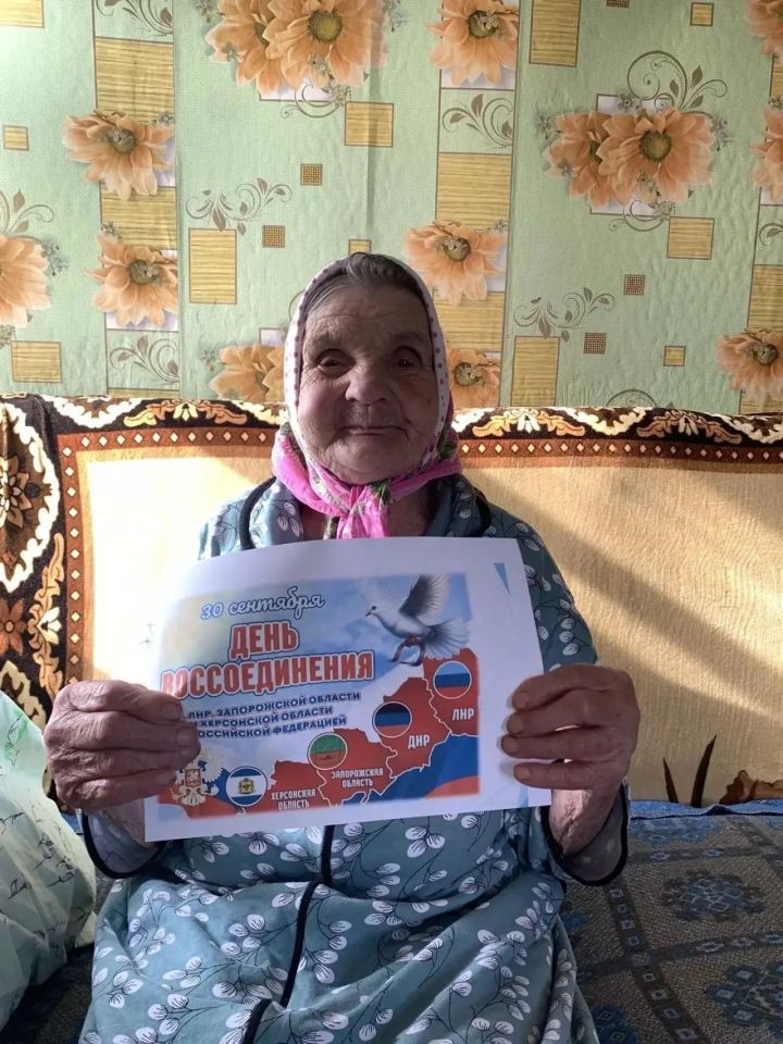 Кайбицкие соцработники провели для получателей услуг патриотический час в честь памятной даты