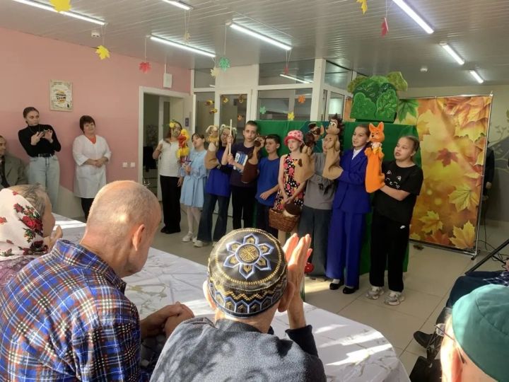 Праздник доброты: юные артисты подарили радость жителям дома престарелых в селе Федоровское