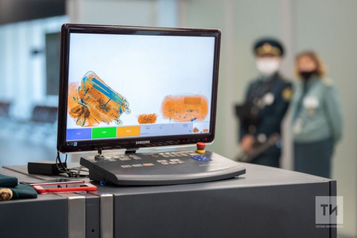 Жительницу Казани задержали за попытку ввезти из Стамбула кольца и бриллиантовое колье