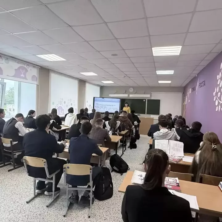В Фёдоровской школе стартовал семинар-практикум для одиннадцатиклассников