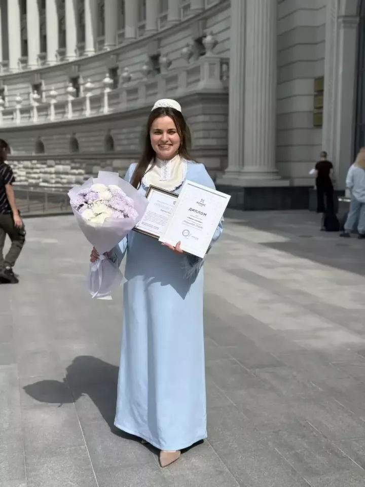 Кече Кайбыч укытучысы Илзирә Хәйруллина «Зерна поэзии» бәйгесендә җиңү яулады