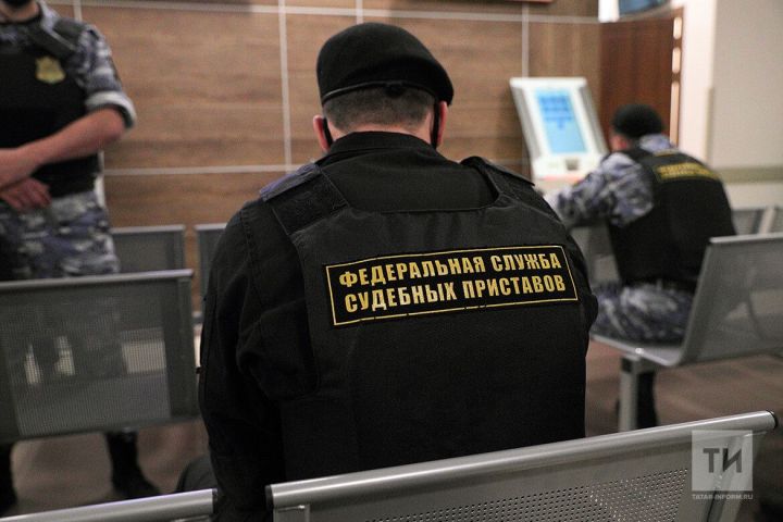 Судебные приставы РТ приостановили производств более чем на 4 млрд рублей в отношении участников СВО