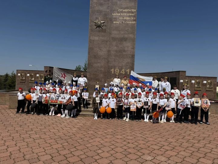 В маленьких руках — большая история: в детском саду «Миляшкай» почтили память героев Великой Победы