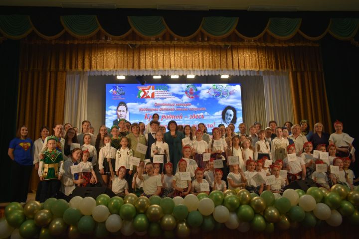 «Здесь творчество берет начало»: в Кайбицах с большим успехом прошел отчетный концерт детской школы искусств