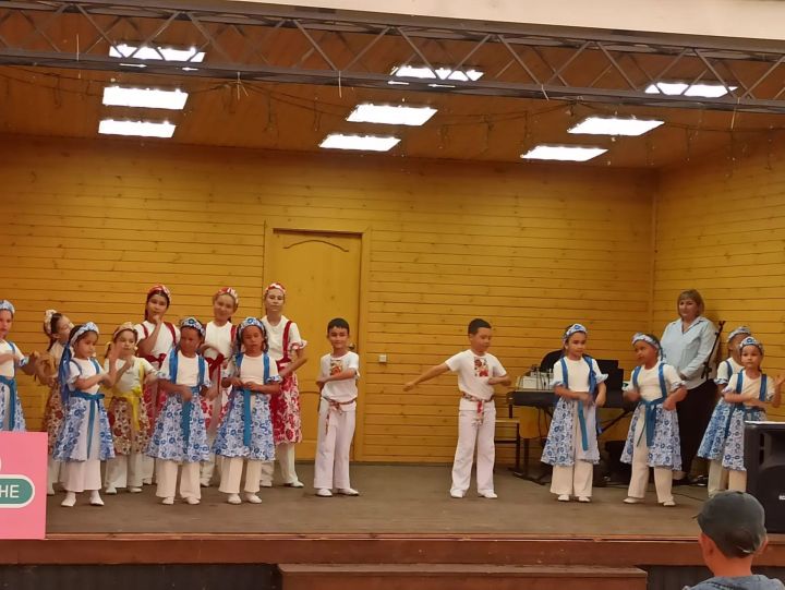 Творческий вечер от Кайбицкой школы искусств завершился мастер-классом по народным танцам